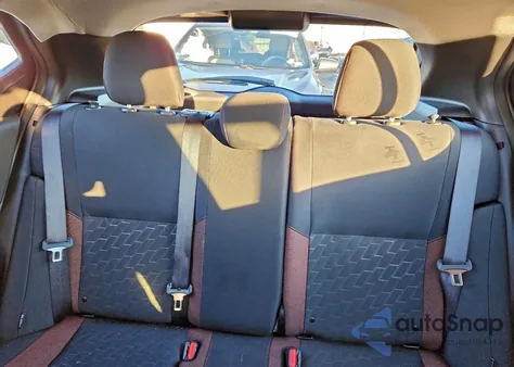 2024 Nissan Kicks Sr z USA, uszkodzony, nr VIN 3N1CP5DV2RL541002